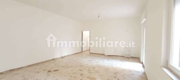 3 bedrooms Apartment in Palermo, Italy No. 46064 6