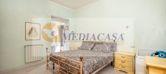 Дом с 4 комнатами в Рим, Италия № 201721 10