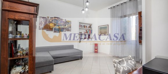 Дом с 4 комнатами в Рим, Италия № 201721 11