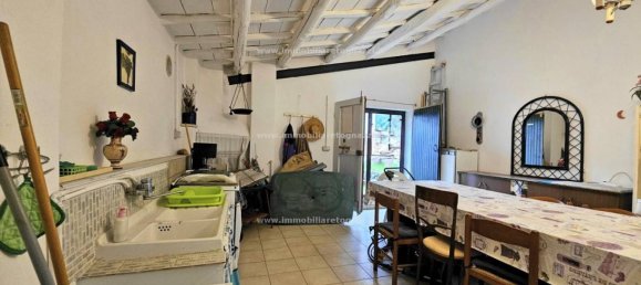 Дом с 2 спальнями в Сан Джиминьяно, Италия № 305608 12