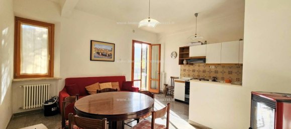 Дом с 2 спальнями в Сан Джиминьяно, Италия № 305608 8