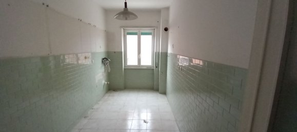 Квартира с 3 комнатами в Рим, Италия № 203093 9