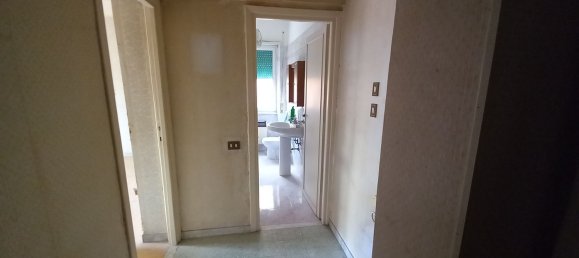 Квартира с 3 комнатами в Рим, Италия № 203093 15