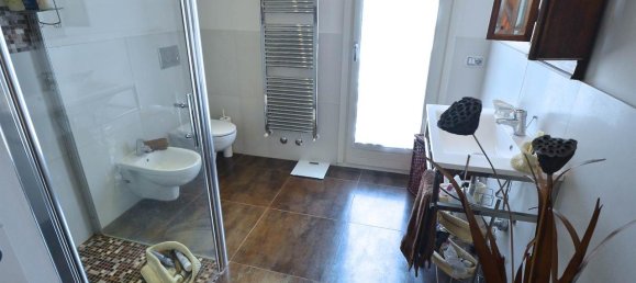 5 rooms Apartment in Cusago, Italy No. 156456 27