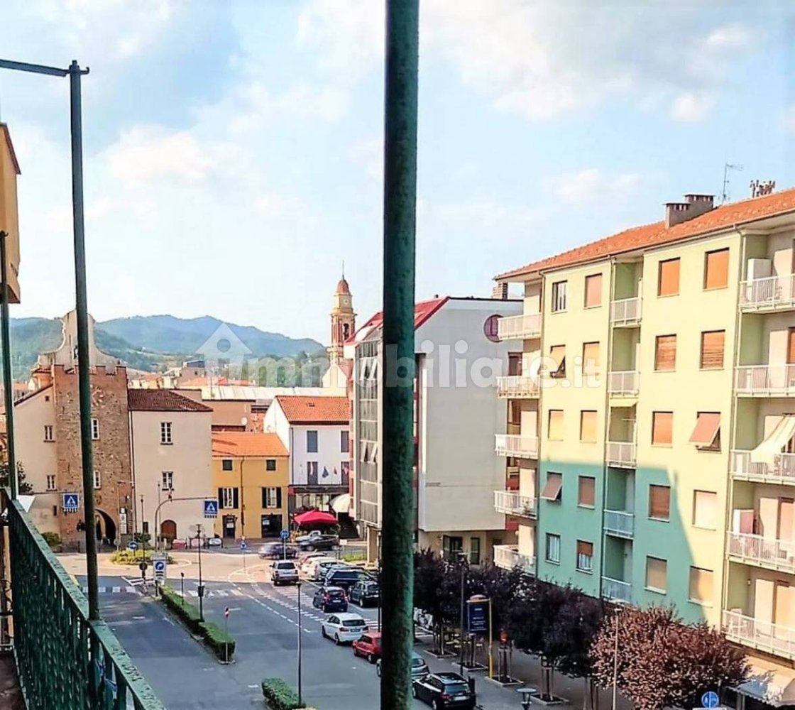 Apartamento de 4 dormitorios en Cairo Montenotte, Italy No. 16742