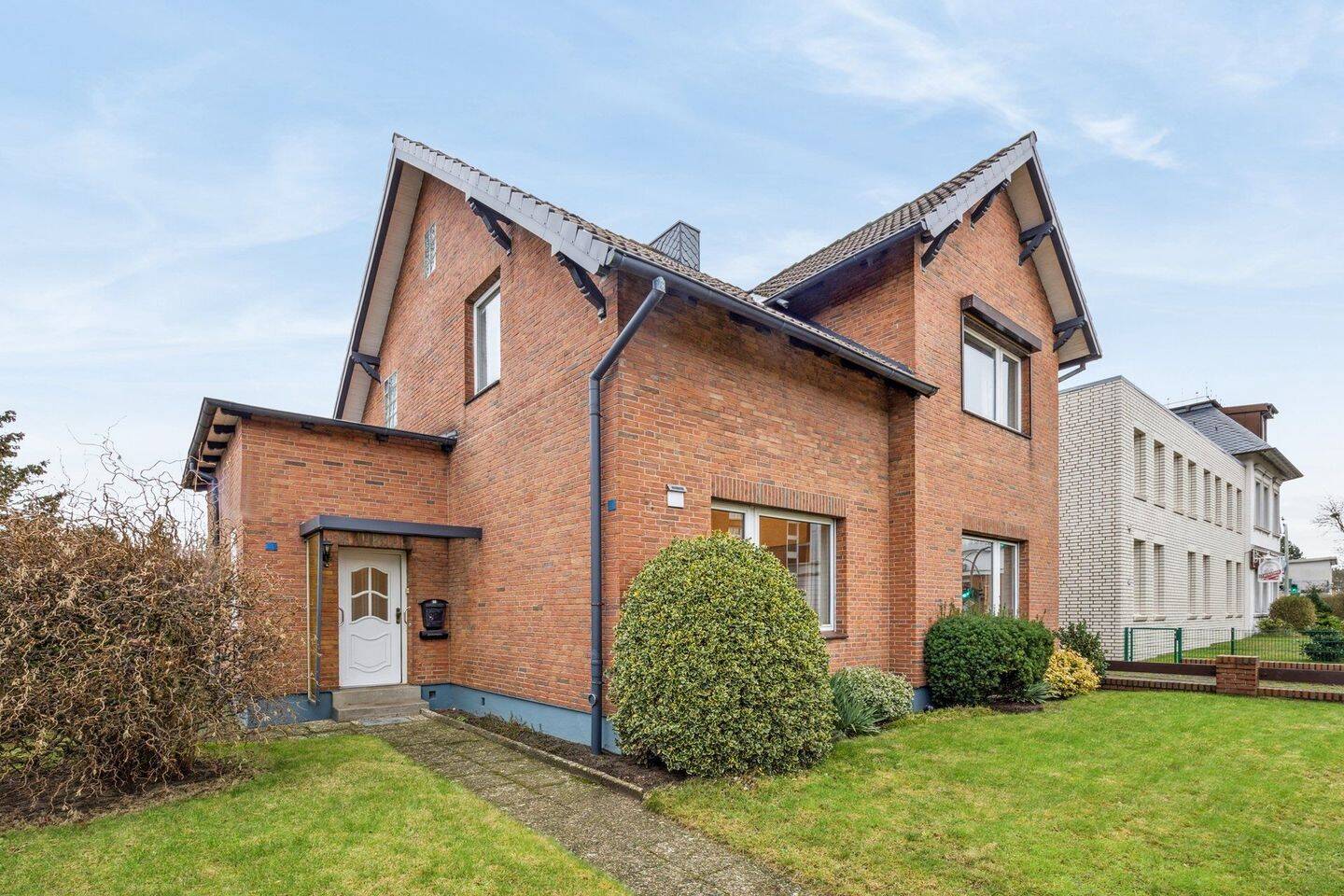 6 rooms House in Hamburg-Mitte, Germany No. 24524