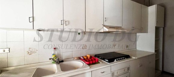 2 bedrooms Apartment in Cesano Maderno, Italy No. 356274 8