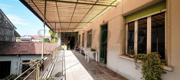 2 bedrooms Apartment in Cesano Maderno, Italy No. 356274 17