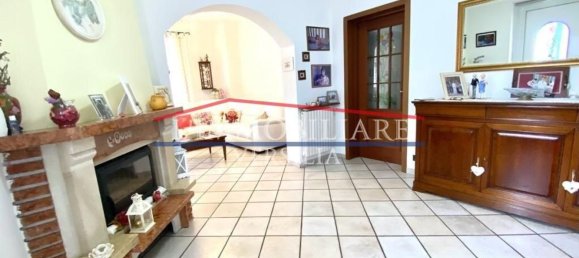 Casa de 7 habitaciónes en Massa, Italy No. 215061 15