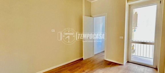 Apartamento T2 em Turin, Italy N.º 333852 13