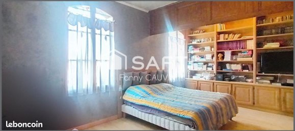 3 bedrooms Castles in La Rue-Saint-Pierre, France No. 330272 8