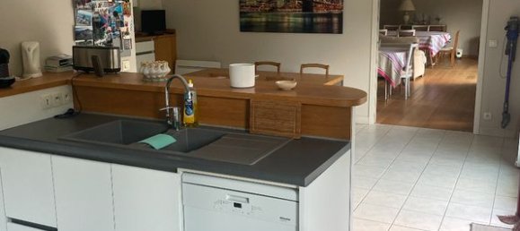 3 chambres Appartement à Marcq-en-Barœul, France No. 338202 2