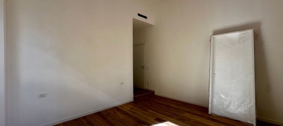 5 rooms Apartment in Florence, Italy No. 204480 15