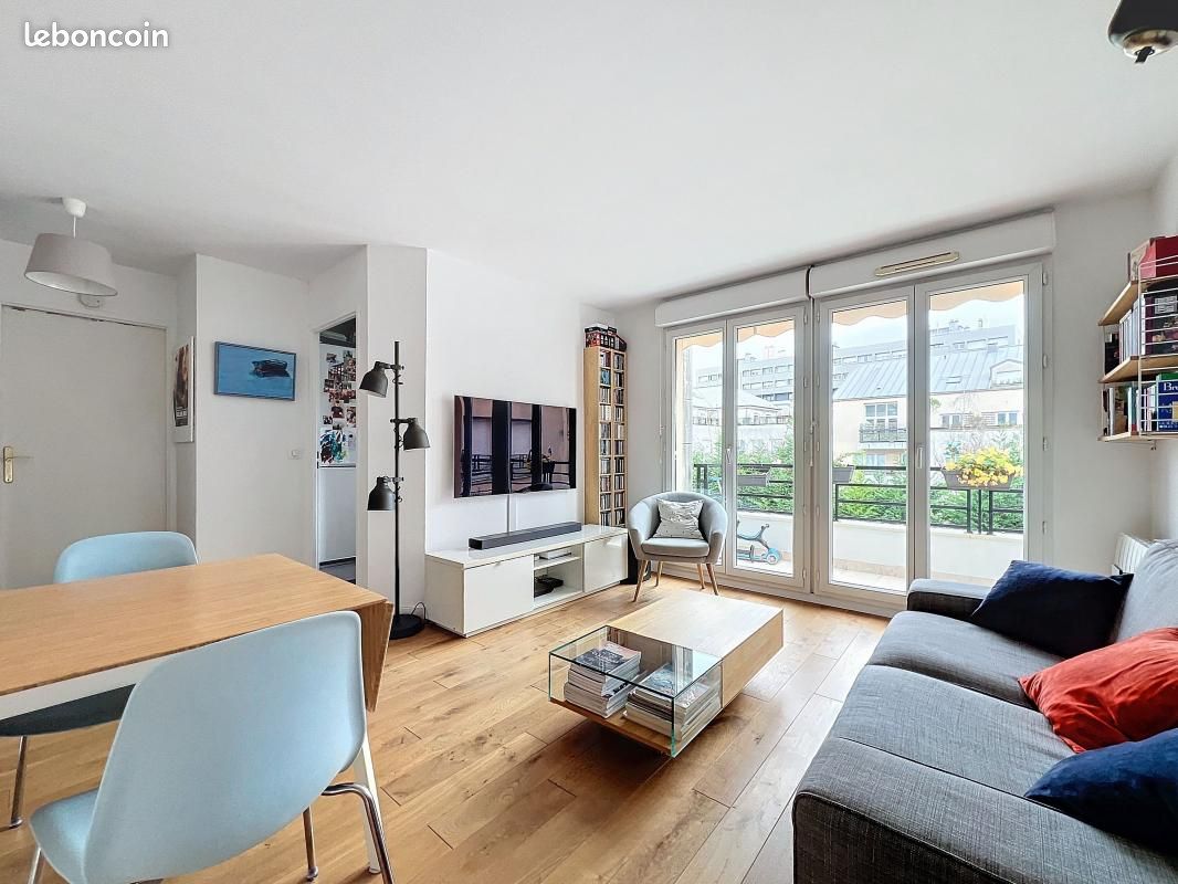 2 chambres Appartement à Suresnes, France No. 138740
