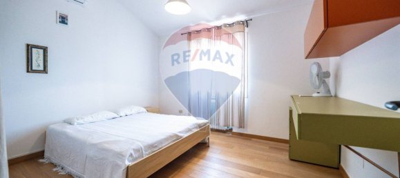 4 bedrooms Villa in Coriano, Italy No. 208075 25