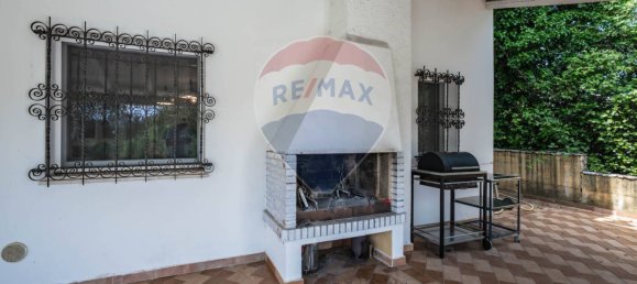 4 bedrooms Villa in Coriano, Italy No. 208075 44