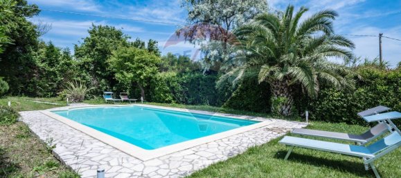 4 bedrooms Villa in Coriano, Italy No. 208075 38