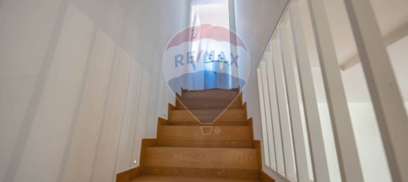 4 bedrooms Villa in Coriano, Italy No. 208075 13