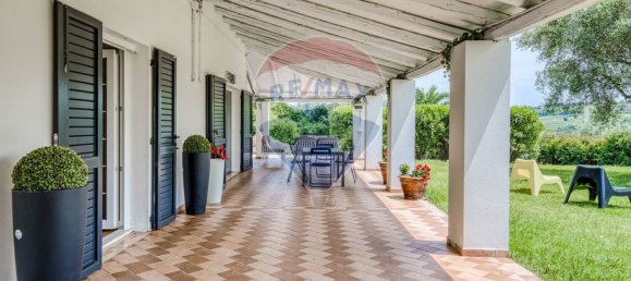 4 bedrooms Villa in Coriano, Italy No. 208075 46