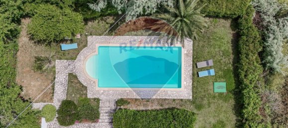 4 bedrooms Villa in Coriano, Italy No. 208075 32