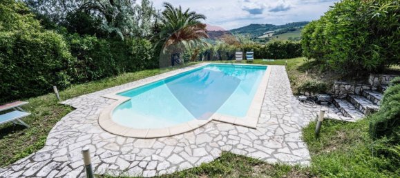 4 bedrooms Villa in Coriano, Italy No. 208075 37