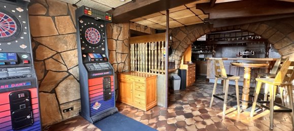 1333m² Hotel in Kassel, Germany No. 145563 4