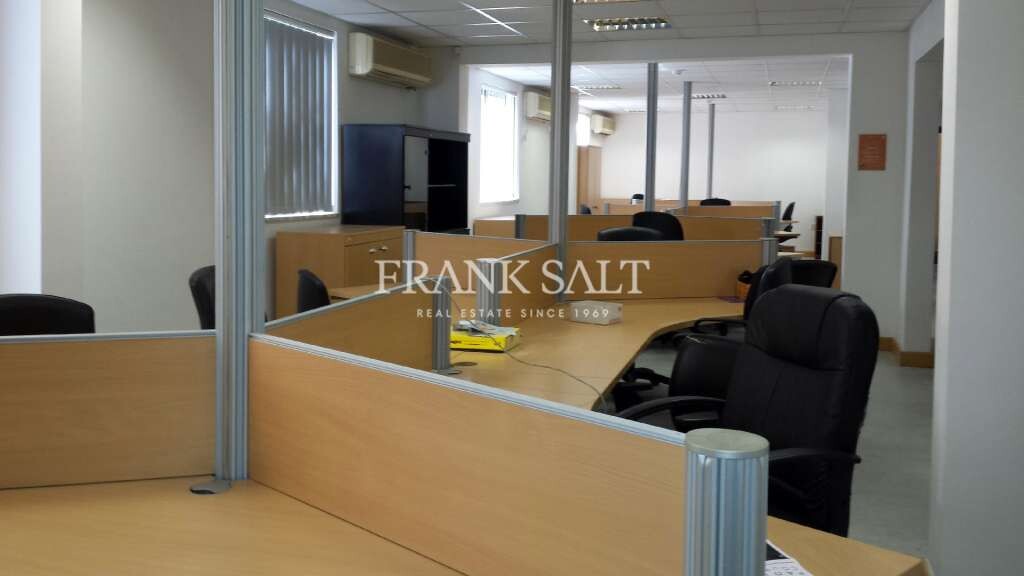 Büro in Ta' Xbiex, Malta 600m², Nr. 13282