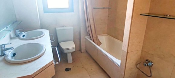 Apartamento de 3 dormitorios en Madrid, Spain No. 189387 19