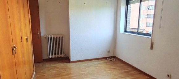 Apartamento de 3 dormitorios en Madrid, Spain No. 189387 20