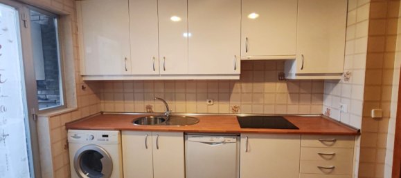 Apartamento de 3 dormitorios en Madrid, Spain No. 189387 22