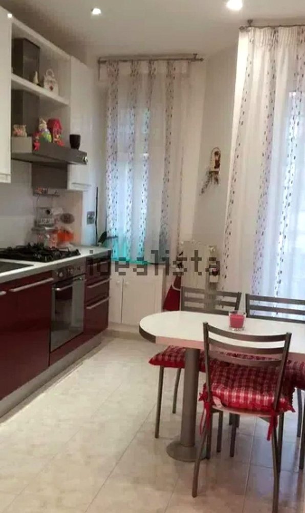 3-salle Appartement à Rome, Italy No. 217056
