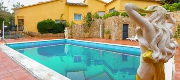 7 bedrooms House in Lloret de Mar, Spain No. 75554 2