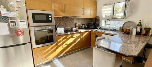 3 bedrooms Villa in Sartrouville, France No. 117607 3