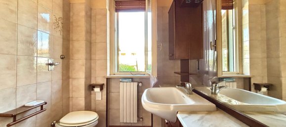 4 Schlafzimmer Haus in San Colombano al Lambro, Italy, Nr. 357868 9