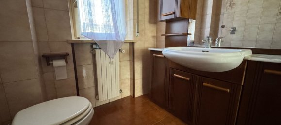 4 Schlafzimmer Haus in San Colombano al Lambro, Italy, Nr. 357868 29
