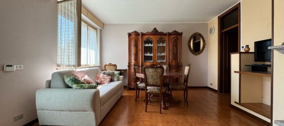 4 Schlafzimmer Haus in San Colombano al Lambro, Italy, Nr. 357868 2