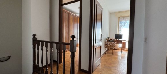 4 Schlafzimmer Haus in San Colombano al Lambro, Italy, Nr. 357868 12