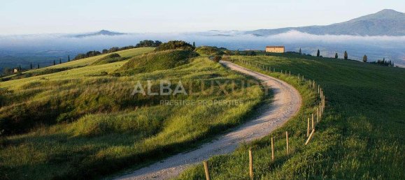 Вилла с 9 спальнями в Пьенца, Италия № 469 6