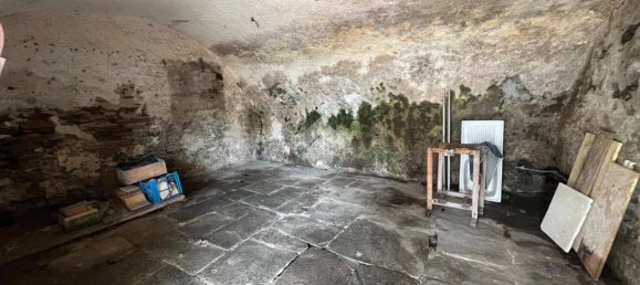 3 Schlafzimmer Schlösser in Sanfront, Italy, Nr. 226520 16