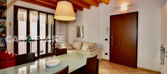 1 bedroom Apartment in Almenno San Salvatore, Italy No. 295207 4