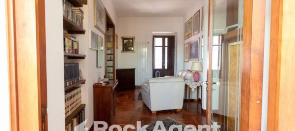 2 Schlafzimmer Wohnung in Catanzaro, Italy, Nr. 271336 7