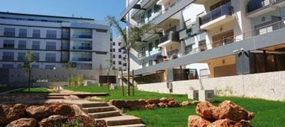 4 bedrooms Duplex in Corroios, Portugal No. 107697 23