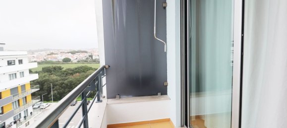 4 bedrooms Duplex in Corroios, Portugal No. 107697 13