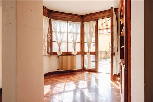 3 bedrooms House in Brescia, Italy No. 308535