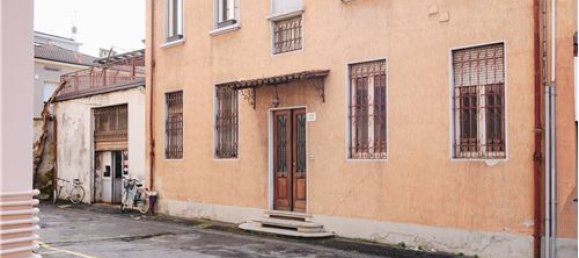 3 bedrooms House in Brescia, Italy No. 308535 26