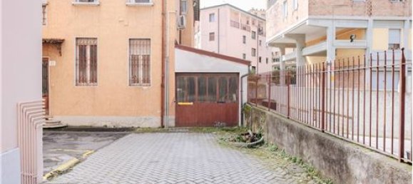 3 bedrooms House in Brescia, Italy No. 308535 28