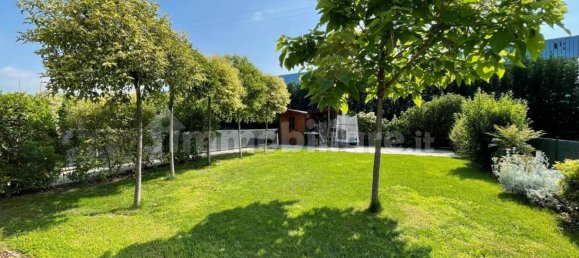 4 chambres Appartement à Stezzano, Italy No. 294404 20