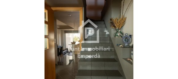 4 bedrooms House in Figueres, Spain No. 113571 10