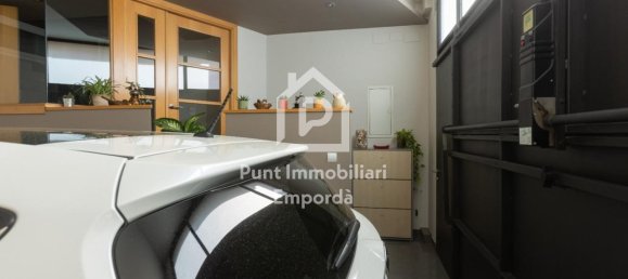 4 bedrooms House in Figueres, Spain No. 113571 13