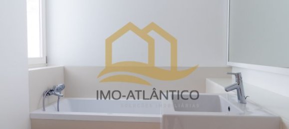 3 bedrooms House in Funchal, Portugal No. 18960 12